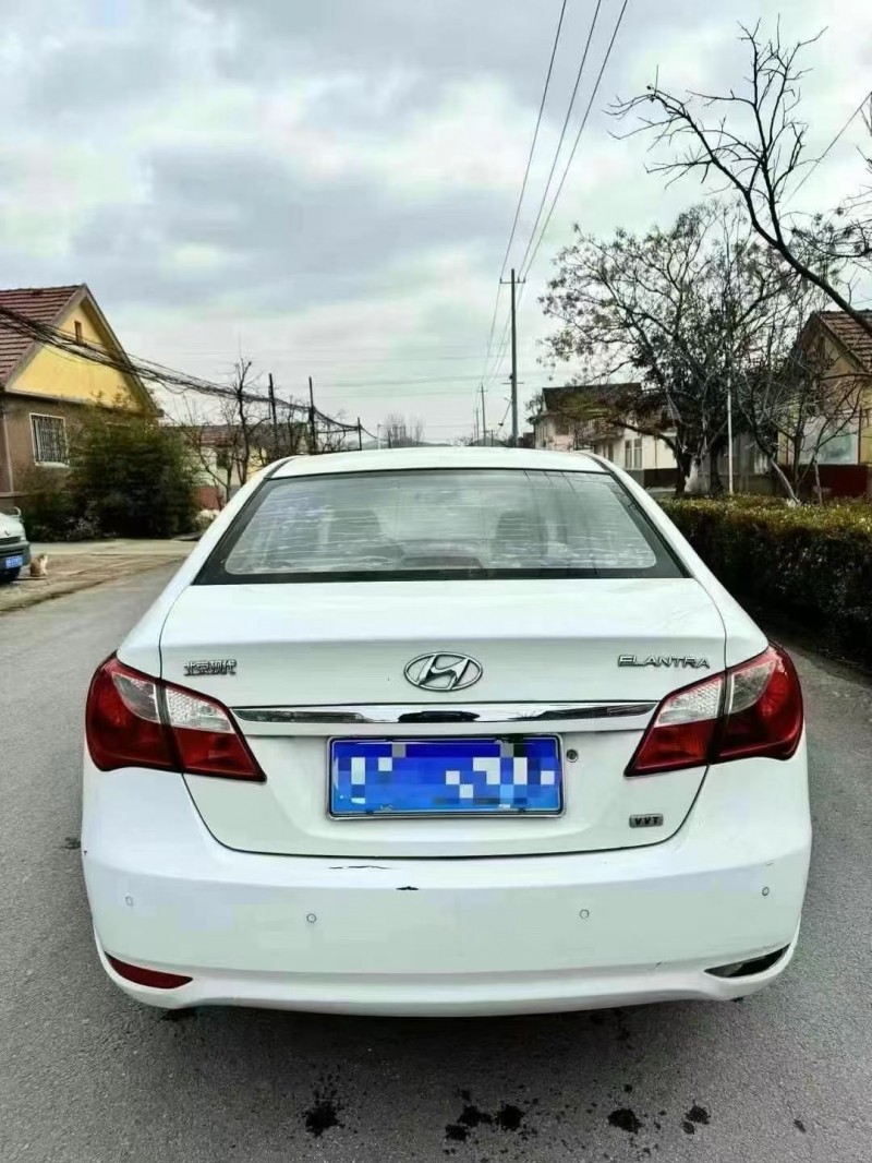 青岛14年现代悦动9