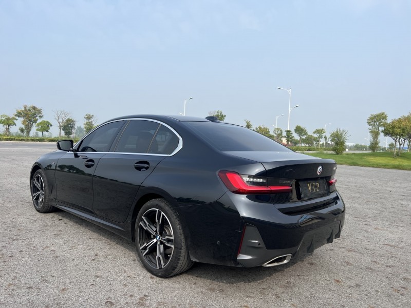 盐城23年宝马3系9