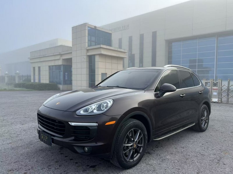 盐城15年保时捷卡宴3