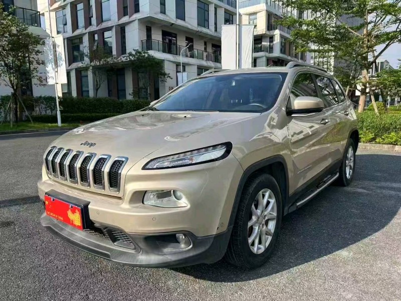 广州16年Jeep自由光3
