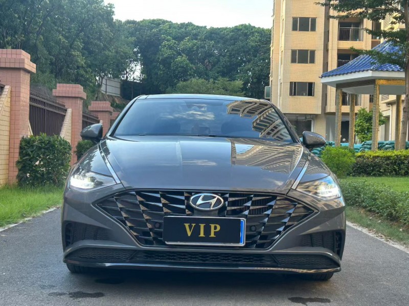 东莞21年现代索纳塔1