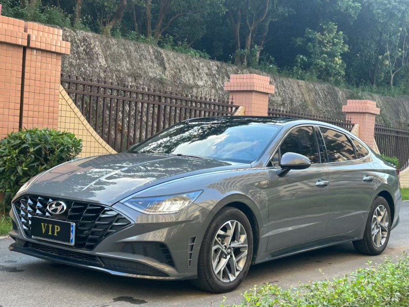 东莞21年现代索纳塔5