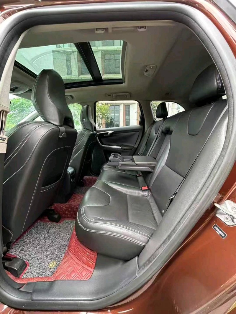 广州16年沃尔沃XC606