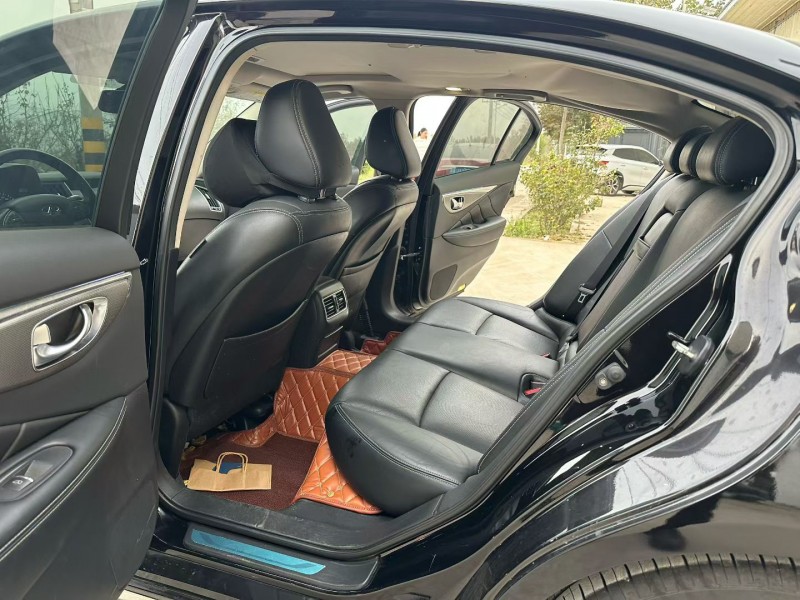 徐州15年英菲尼迪Q506