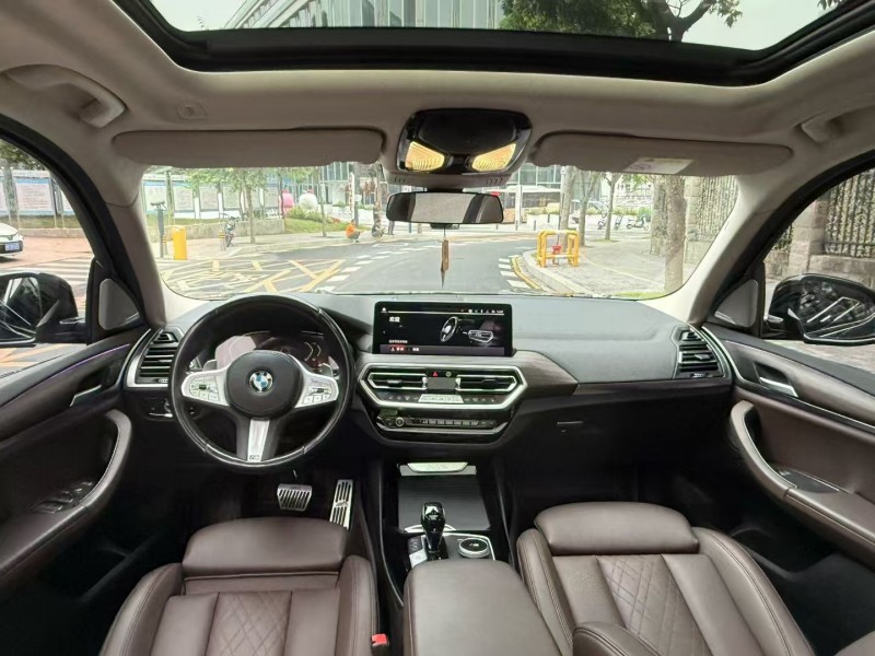 广州23年宝马X34