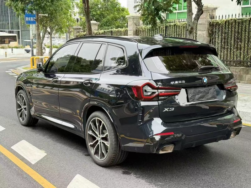 广州23年宝马X36