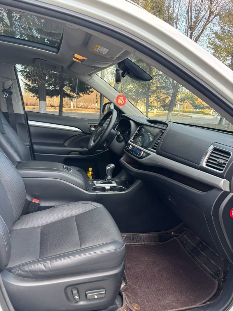 吉林19年丰田汉兰达7