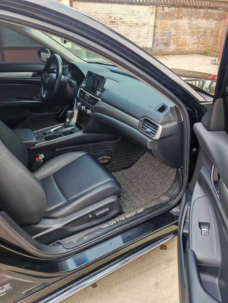 保定20年本田雅阁4