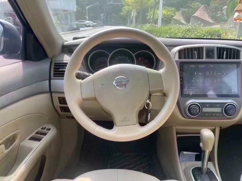 深圳18年日产轩逸7