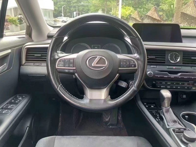 深圳16年雷克萨斯RX7