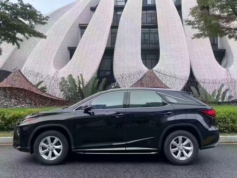 深圳16年雷克萨斯RX8