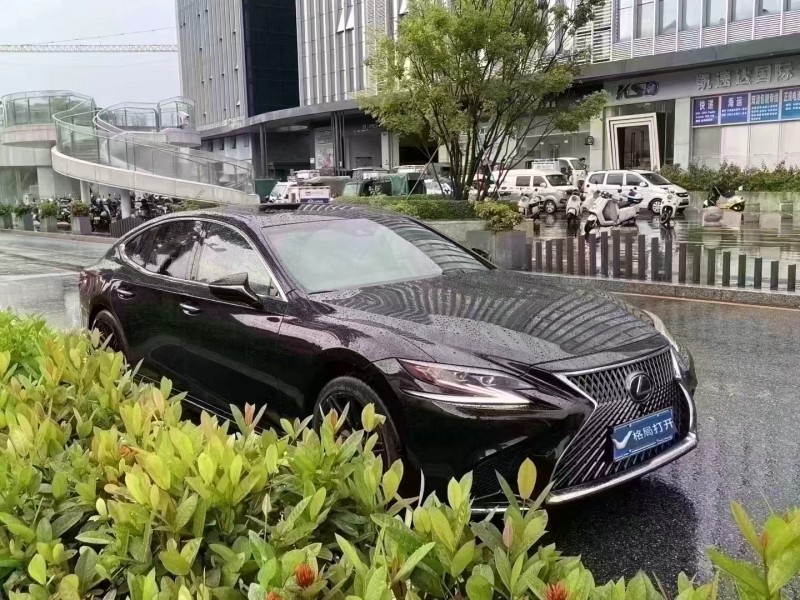 深圳19年雷克萨斯LS2