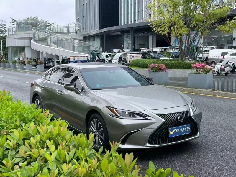 深圳20年雷克萨斯ES2