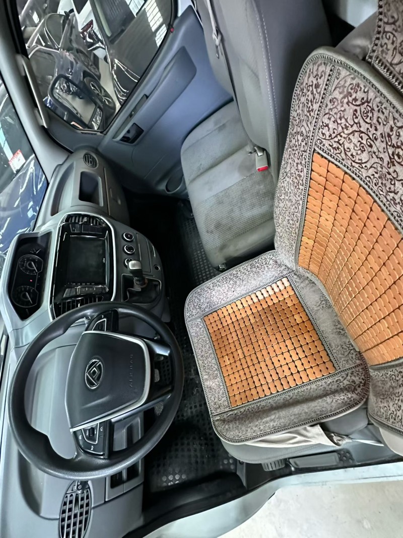 徐州23年大通V807