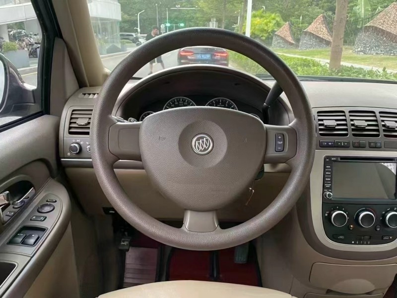 广州16年别克GL87