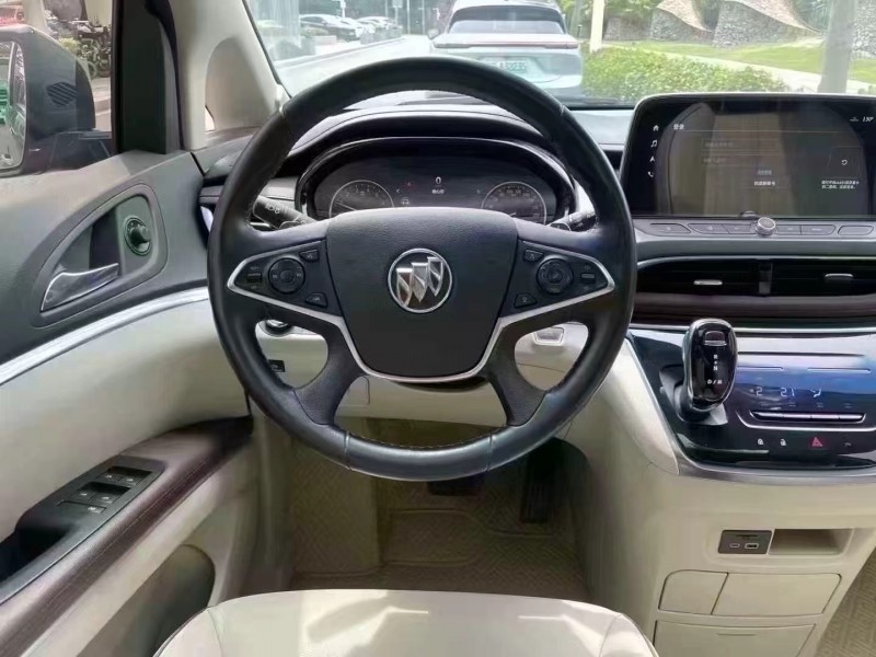 深圳22年别克GL87