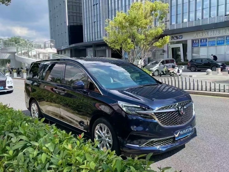 深圳21年别克GL82