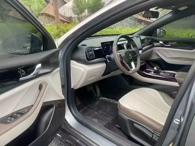 深圳24年比亚迪秦6