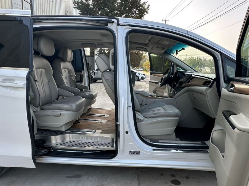 徐州18年别克GL88