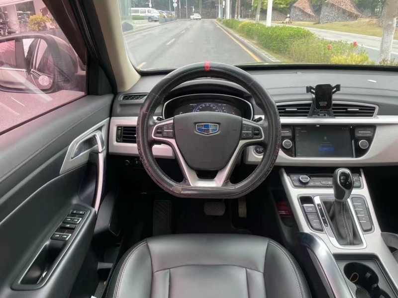 深圳18年吉利博越4