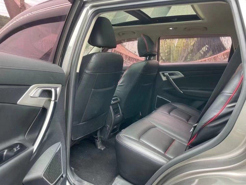 深圳18年吉利博越5