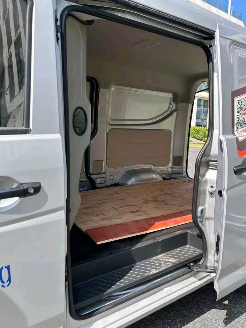 广州25年长安汽车跨越王5