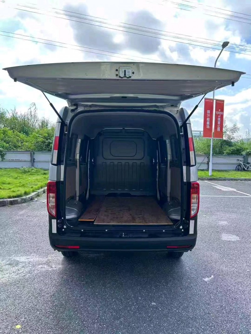 广州25年长安汽车跨越王6