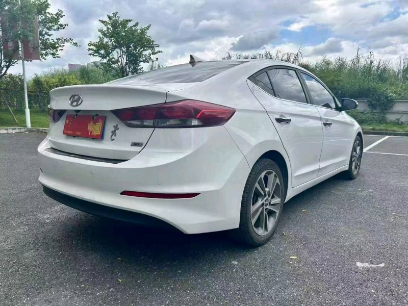 广州17年现代领动8