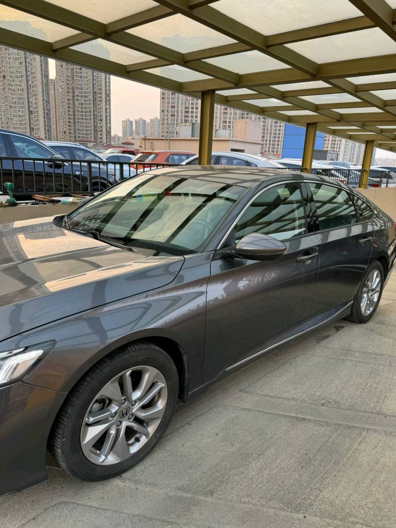 常州21年本田雅阁2