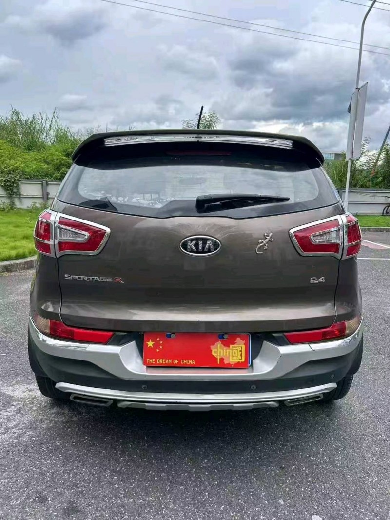 广州14年起亚智跑7