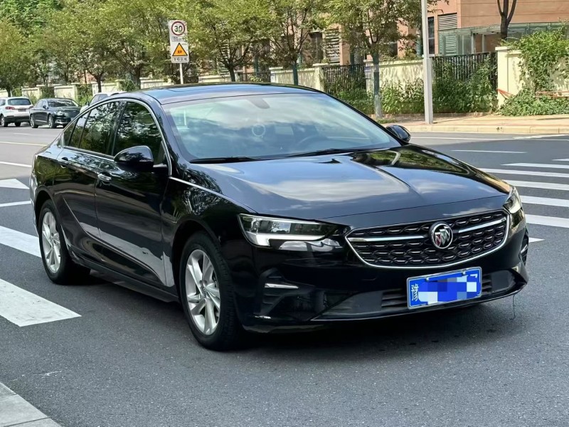 郑州21年别克君威2