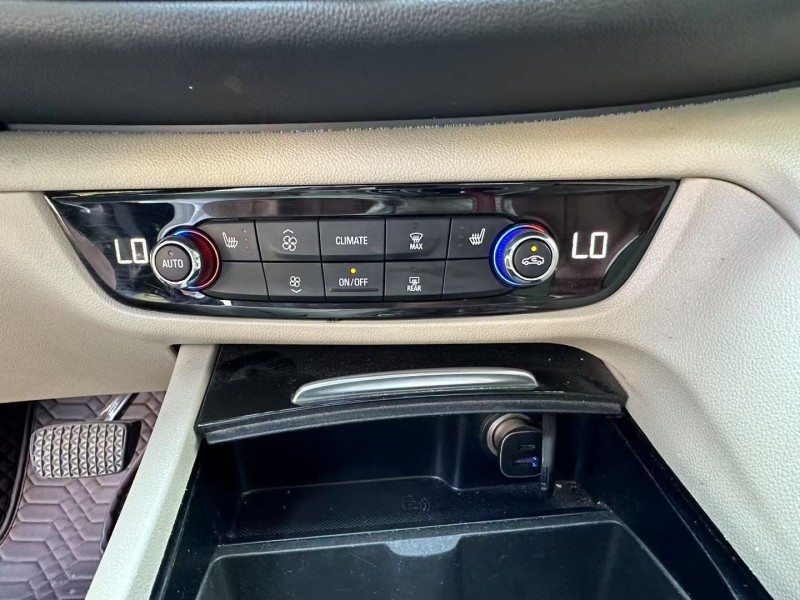 郑州21年别克君威7