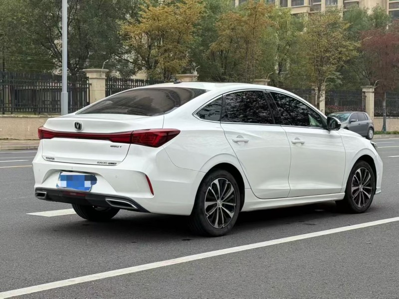 郑州23年长安汽车逸动8