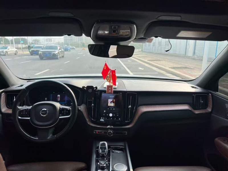 郑州22年沃尔沃XC603