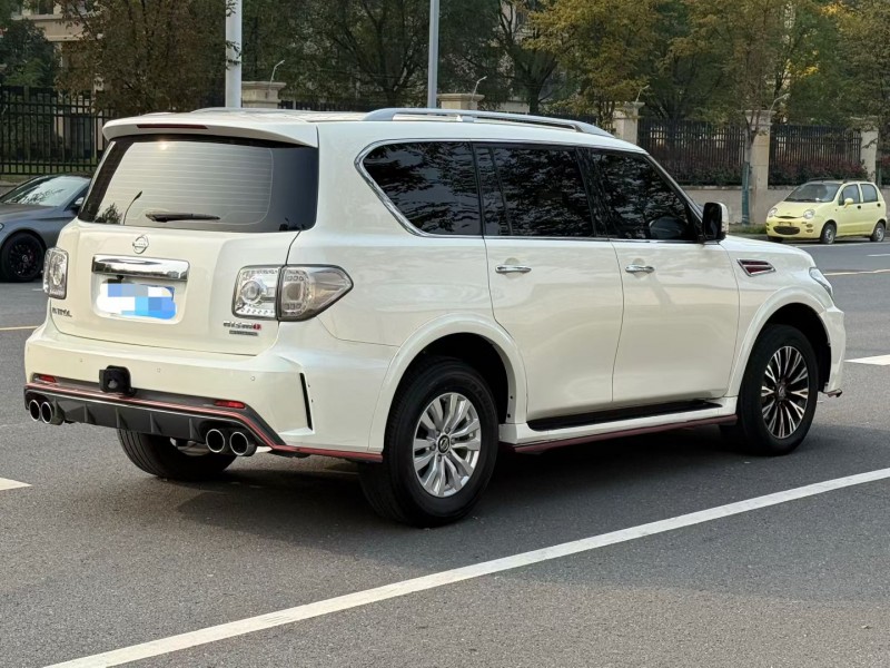 郑州20年日产途乐8