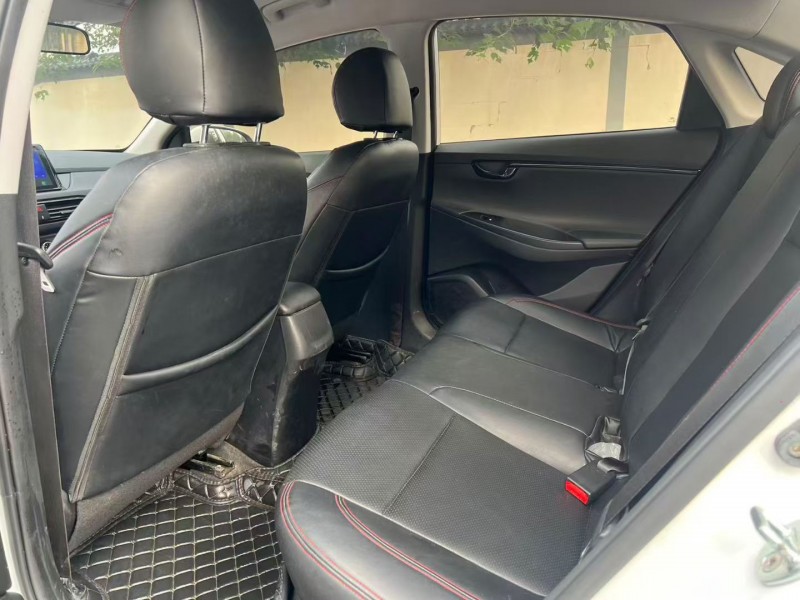 郑州20年现代悦动4