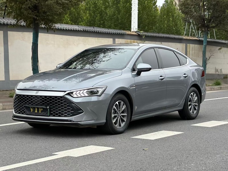 郑州25年比亚迪秦2