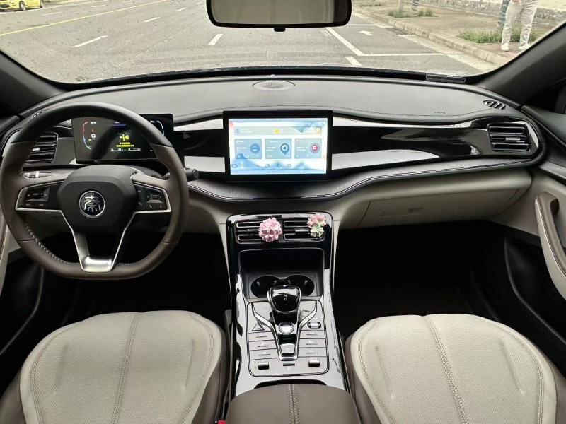 郑州25年比亚迪秦5