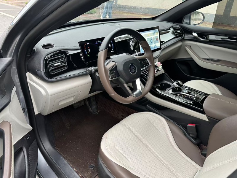 郑州25年比亚迪秦6