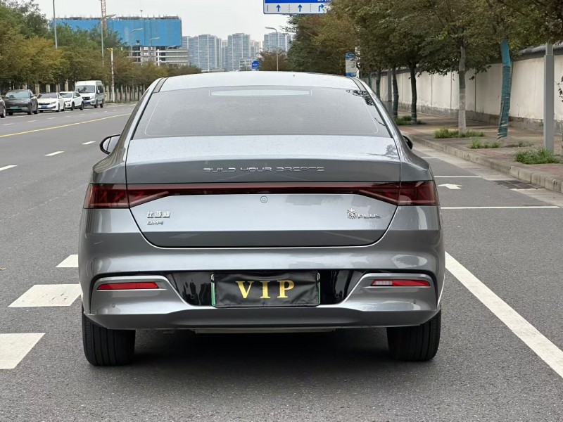 郑州25年比亚迪秦9