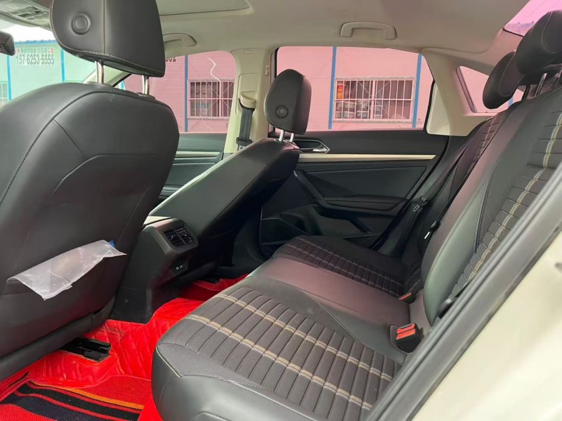 郑州21年大众朗逸5