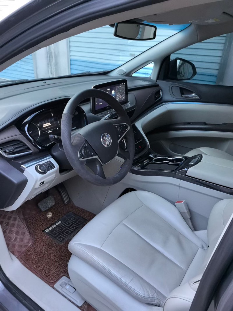 青岛20年别克GL84