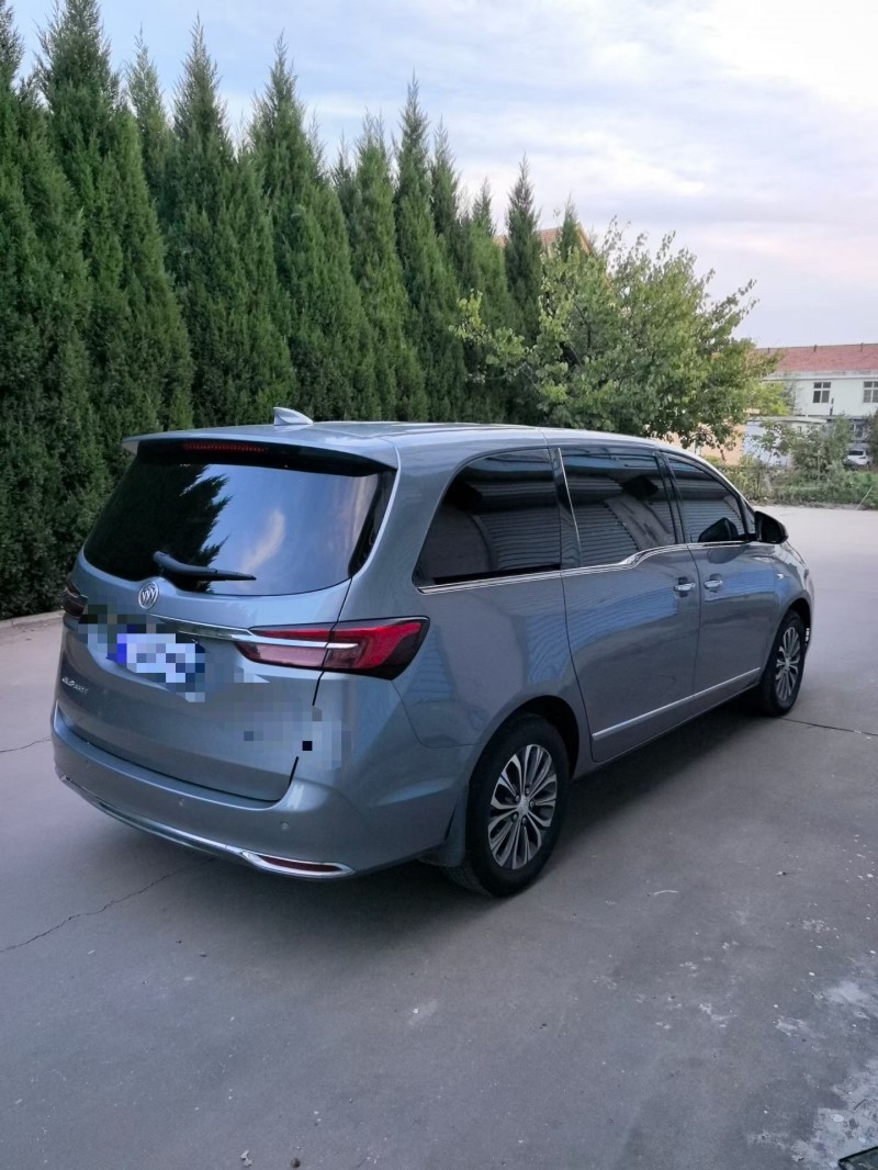 青岛20年别克GL87