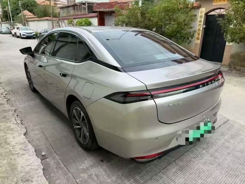 茂名23年传祺埃安S7