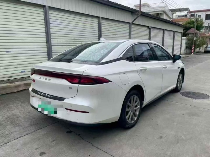 深圳23年传祺埃安S8