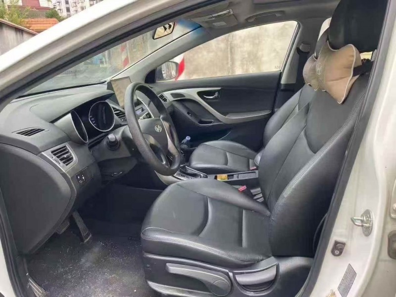 江门14年现代朗动5