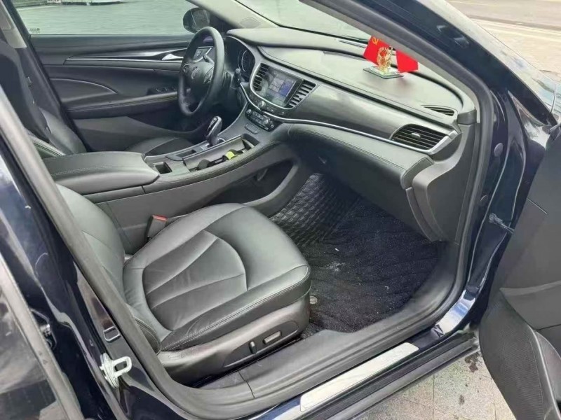 深圳21年别克君越6