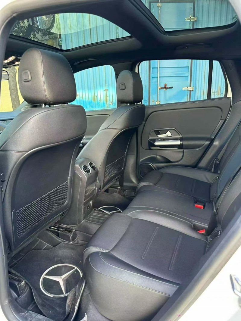 广州21年奔驰GLA4