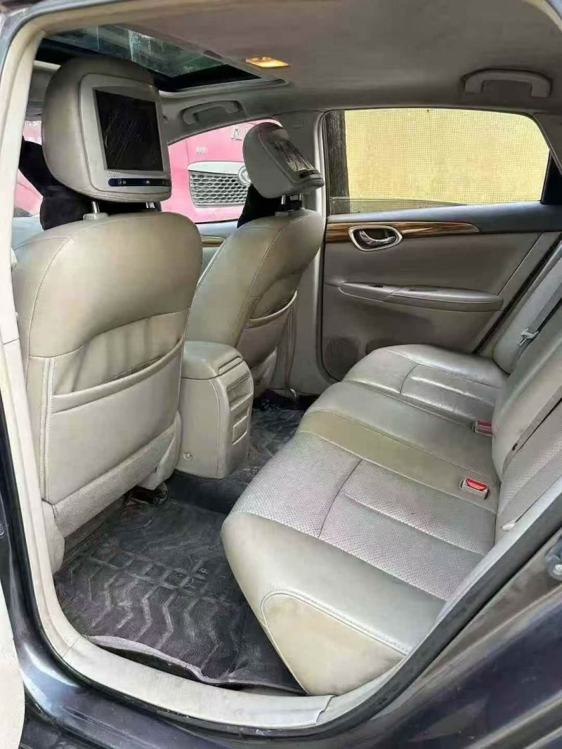 广州15年日产轩逸5