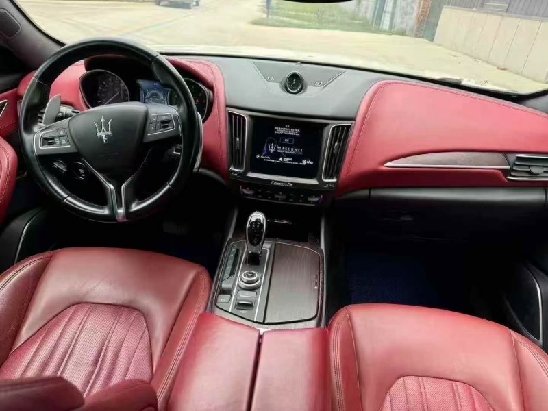 菏泽17年玛莎拉蒂Levante4